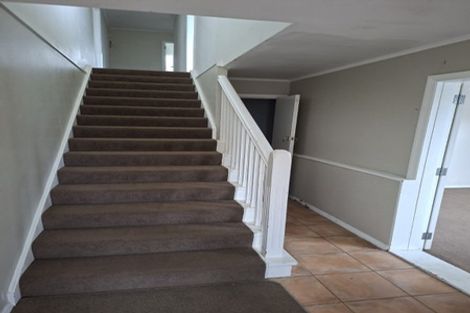 Photo of property in 18 Ranui Terrace, Tawa, Wellington, 5028