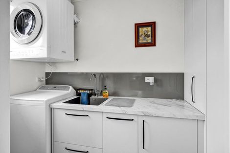 Photo of property in 145 Parklands Avenue, Bell Block, New Plymouth, 4312