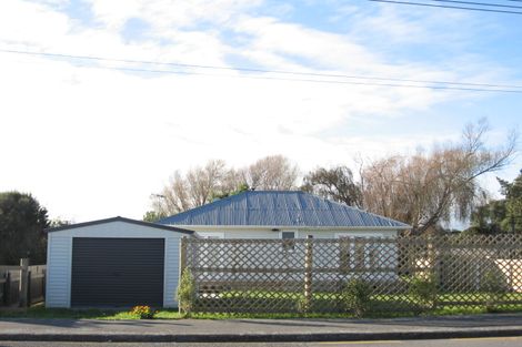 Photo of property in 18 Raukawa Street, Otaki, 5512