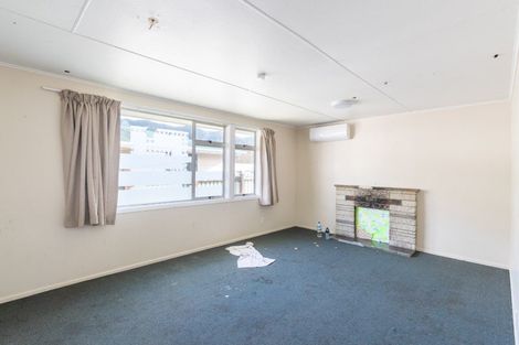 Photo of property in 8 Orewa Grove, Wainuiomata, Lower Hutt, 5014