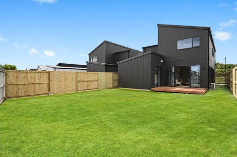 Photo of property in 72 Overton Street, Rototuna North, 3210