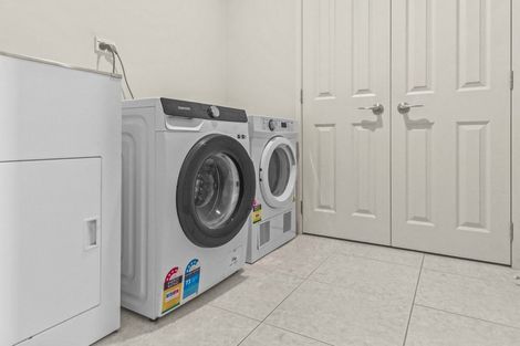 Photo of property in 7 The Rise, Gulf Harbour, Whangaparaoa, 0930