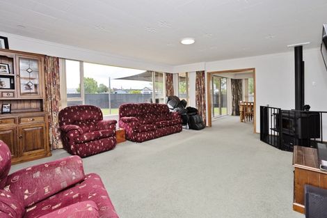 Photo of property in 47 Elles Road, Otautau, 9610