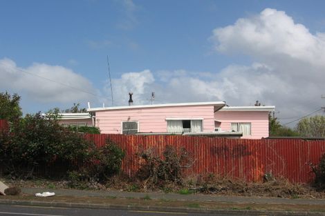 Photo of property in 36 St Leonards Road, Kelston, Auckland, 0602