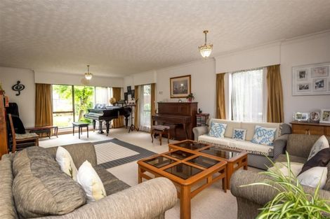 Photo of property in 11 Jamell Place, Avonhead, Christchurch, 8042