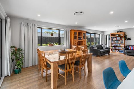 Photo of property in 16 Cherry Avenue, Darfield, 7510