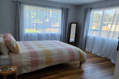 Photo of property in 25 Paekakariki Hill Road, Pauatahanui, Porirua, 5381