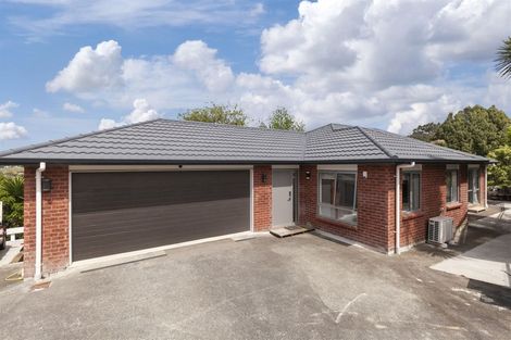 Photo of property in 77a Royal Road, Massey, Auckland, 0614