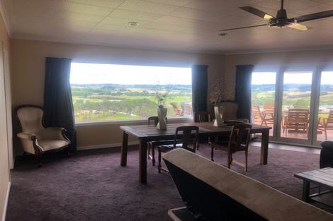 Photo of property in 2118 East Coast Road, Stillwater, Silverdale, 0993