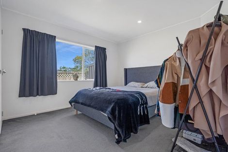 Photo of property in 678d Te Atatu Road, Te Atatu Peninsula, Auckland, 0610