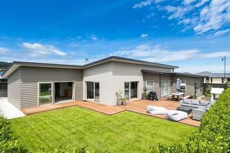 Photo of property in 18 Carrick Place, Mosgiel, 9024
