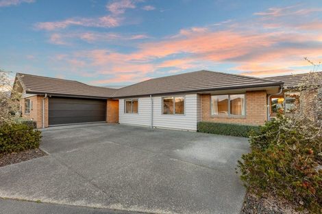 Photo of property in 26 Blue Gum Place, New Brighton, Christchurch, 8083