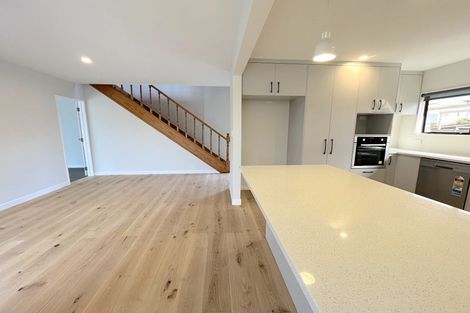 Photo of property in 2/67 Nile Road, Milford, Auckland, 0620