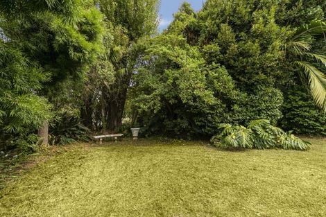 Photo of property in 23 Gordon Avenue, Forrest Hill, Auckland, 0620