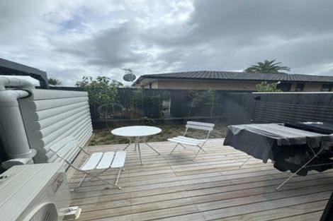 Photo of property in 10/5 Hikurangi Street, Te Atatu Peninsula, Auckland, 0610