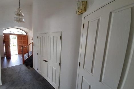 Photo of property in 93 Bushlands Park Drive, Albany, Auckland, 0632