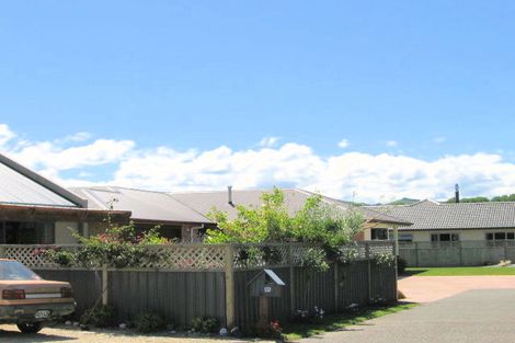 Photo of property in 63 Potae Avenue, Lytton West, Gisborne, 4010