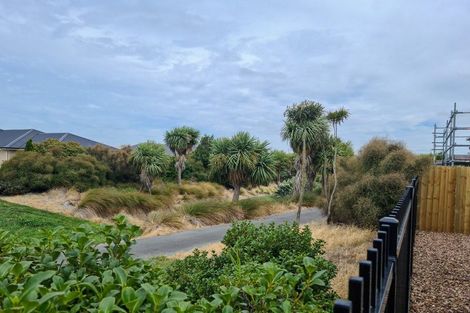 Photo of property in 10 Lussa Close, Broomfield, Christchurch, 8042