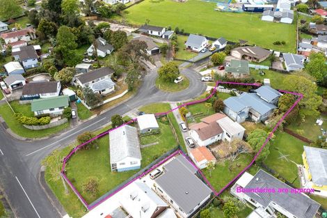 Photo of property in 3 Ballial Place, West Harbour, Auckland, 0618
