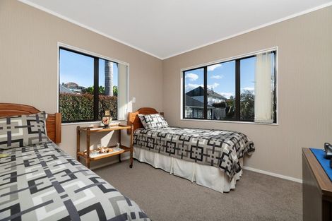 Photo of property in 30b Seaview Road, Otumoetai, Tauranga, 3110