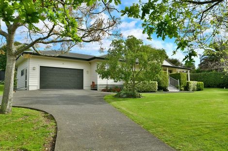 Photo of property in 12 Wyn Close, Kaukapakapa, 0871