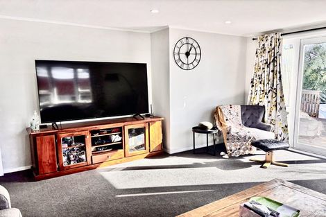 Photo of property in 132 Bryant Road, St Andrews, Hamilton, 3200