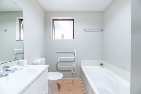 Photo of property in 57 Woodbank Drive, Glen Eden, Auckland, 0602