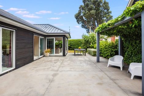 Photo of property in 383 Muritai Road, Eastbourne, Lower Hutt, 5013