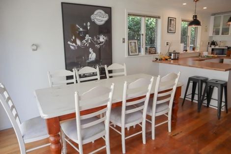 Photo of property in 12 Manor Place, Bryndwr, Christchurch, 8053