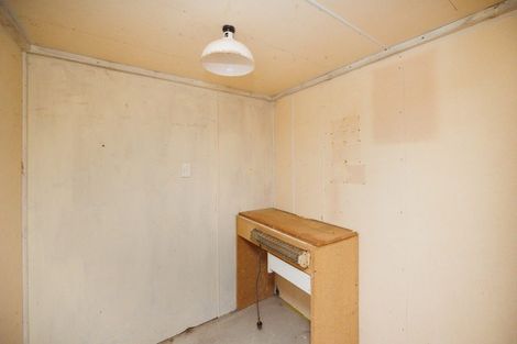 Photo of property in 124 Pahiatua Aokautere Road, Aokautere, Palmerston North, 4471