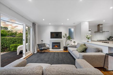 Photo of property in 17 Poto Street, Te Atatu South, Auckland, 0610