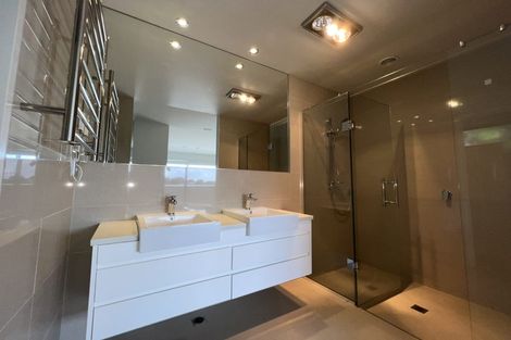 Photo of property in 17a Wyoming Avenue, Murrays Bay, Auckland, 0630