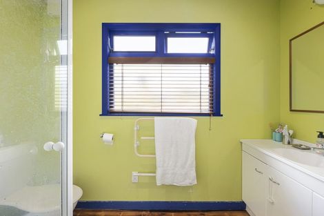 Photo of property in 50 Happy Valley Road, Owhiro Bay, Wellington, 6023