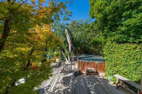 Photo of property in 36 Curacao Place, Half Moon Bay, Auckland, 2012