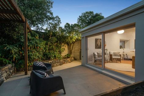 Photo of property in 7 Michael Avenue, Mount Pleasant, Christchurch, 8081