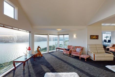 Photo of property in 11 Countess Close, Maupuia, Wellington, 6022