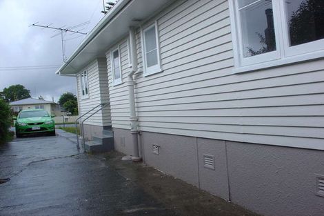 Photo of property in 14 Tawa Crescent, Manurewa, Auckland, 2102