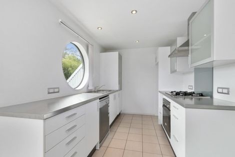 Photo of property in 1a/10 Park Avenue, Epuni, Lower Hutt, 5011