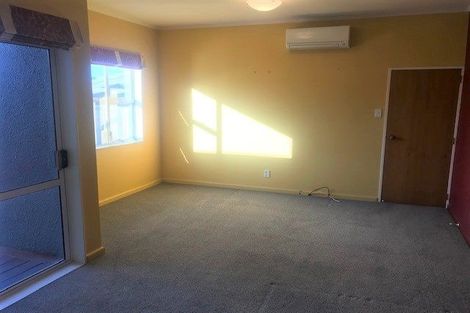 Photo of property in 2 Travis Street, Taradale, Napier, 4112