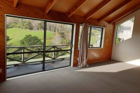 Photo of property in 152 Lone Kauri Road, Karekare, New Lynn, 0772