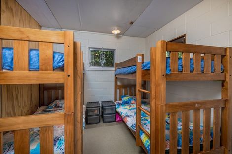 Photo of property in 35 Te Maika Road, Ngunguru, Whangarei, 0173