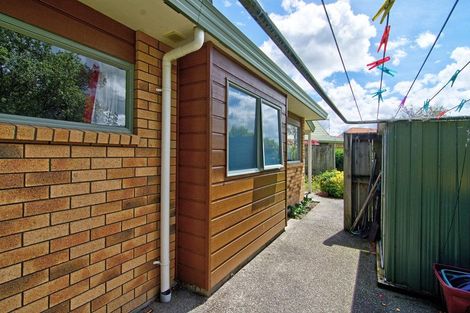 Photo of property in Holdsworth Villas, 41/2 William Donald Drive, Solway, Masterton, 5810