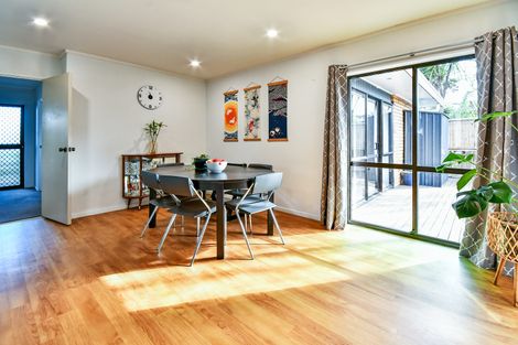 Photo of property in 26 Lorelei Place, Opaheke, Papakura, 2113