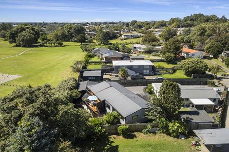 Photo of property in 14a Bayly Place, Te Puke, 3119