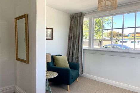 Photo of property in 122 Bristol Street, St Albans, Christchurch, 8014