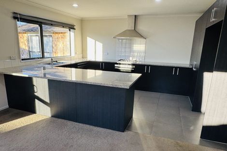 Photo of property in 93 Te Huia Drive, Flagstaff, Hamilton, 3210
