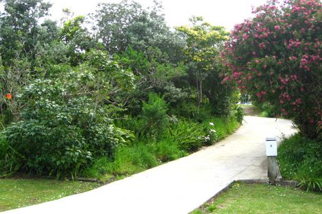 Photo of property in 3 Kotanui Avenue, Army Bay, Whangaparaoa, 0930