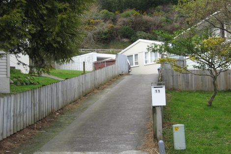 Photo of property in 11 Ngaturi Grove, Wainuiomata, Lower Hutt, 5014