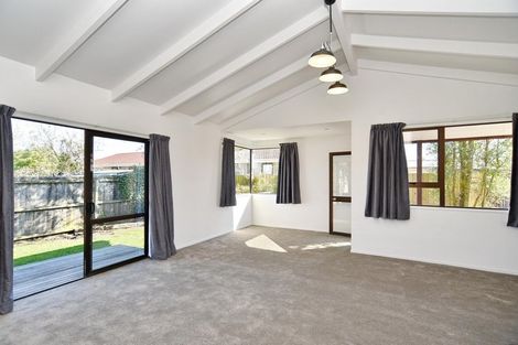 Photo of property in 44 Kowhai Avenue, Rangiora, 7400