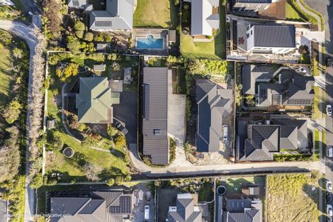 Photo of property in 20 Roxborough Place, East Tamaki Heights, Auckland, 2016